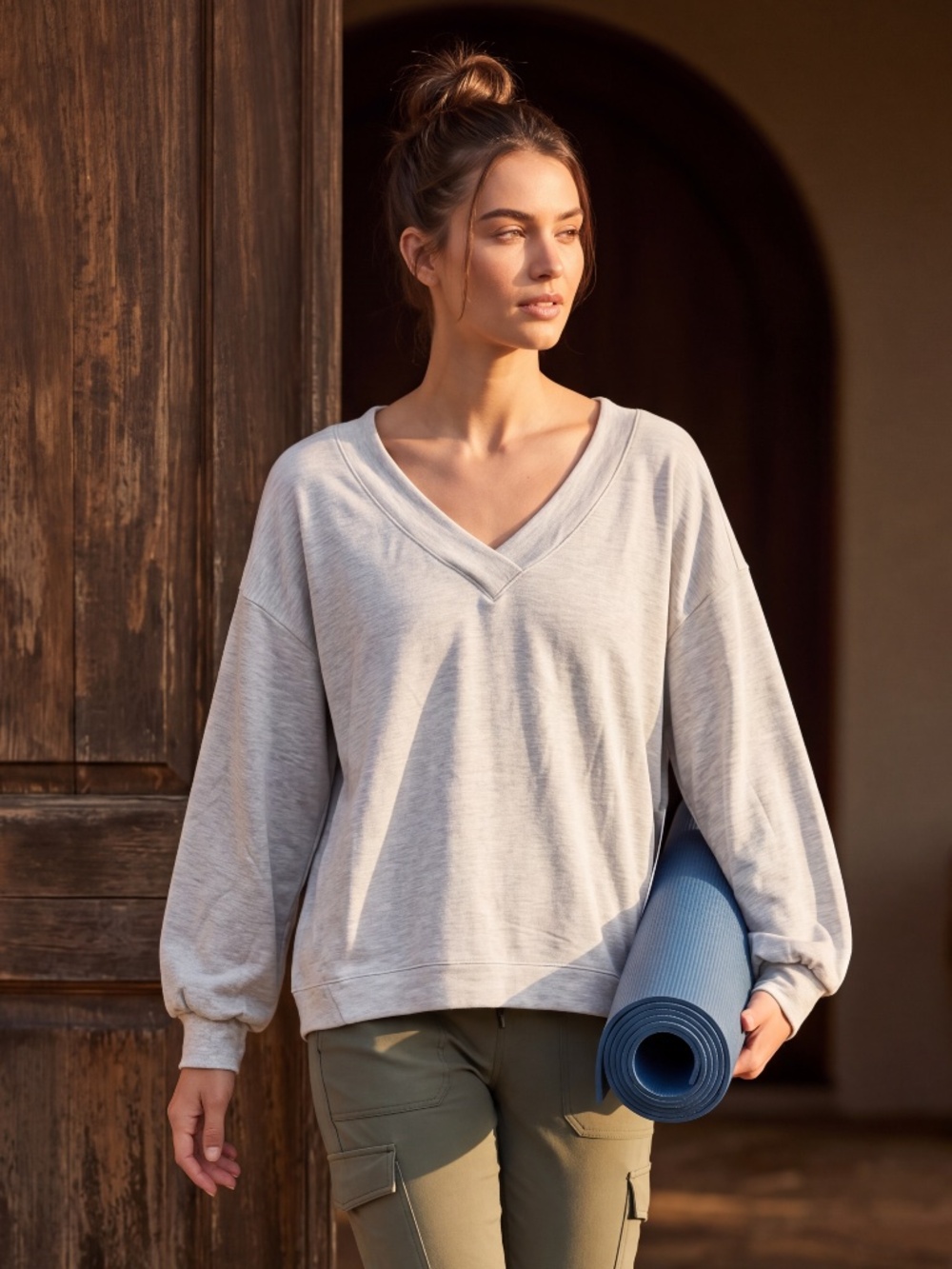 Travis Mathew cloud like tencel heather grey long sleeve sweater NWT size sm-m